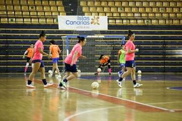 El Teldeportivo pone un pie en Segunda al perder con el colista Xaloc (1-3)/TA.